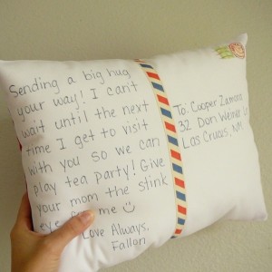Подушка с письмом